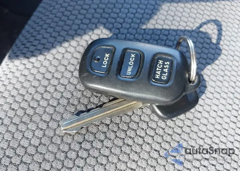 2005 Pontiac Vibe from USA, damaged, VIN 5Y2SM66825Z453536